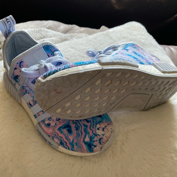 Adidas NMD R1 - Picture 3 of 3